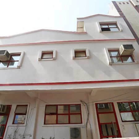 Hotel OYO 8253 Golden Heights Neu-Delhi Exterior foto